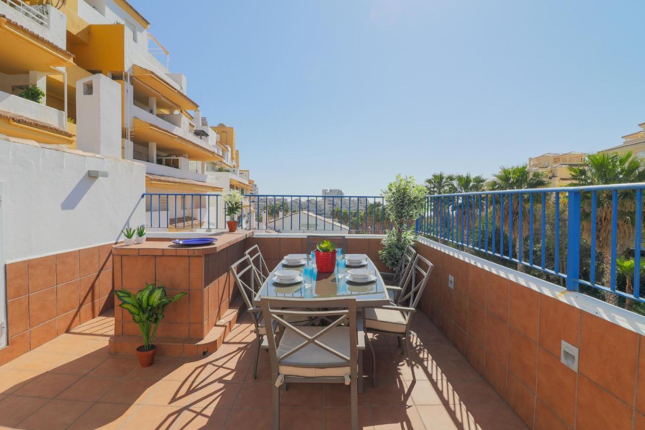 C43 - Family House With Terrace And Shared Pool Villa Benalmádena Buitenkant foto